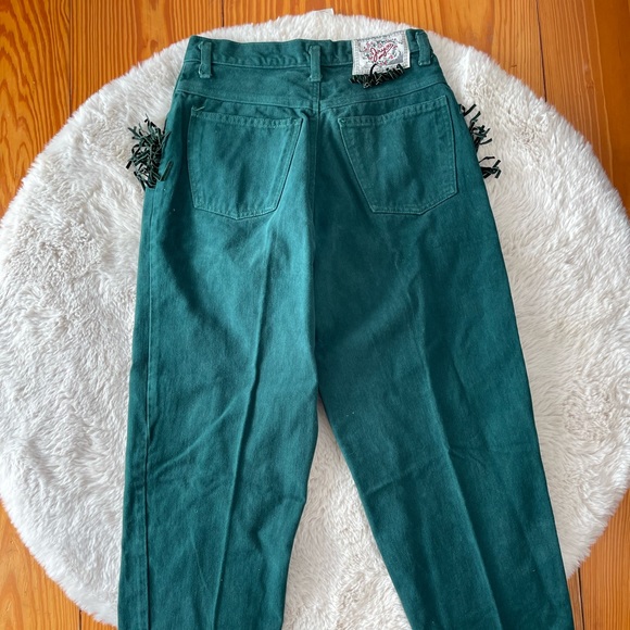 JouJou Vintage, High Rise - Picture 2 of 3